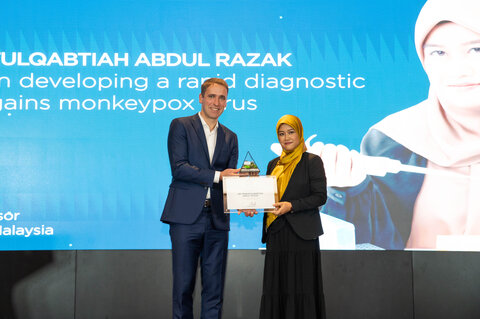 Dr Mariatulqabtiah Abdul Razak awarded L’Oréal-UNESCO prize in Kuala Lumpar, Malaysia